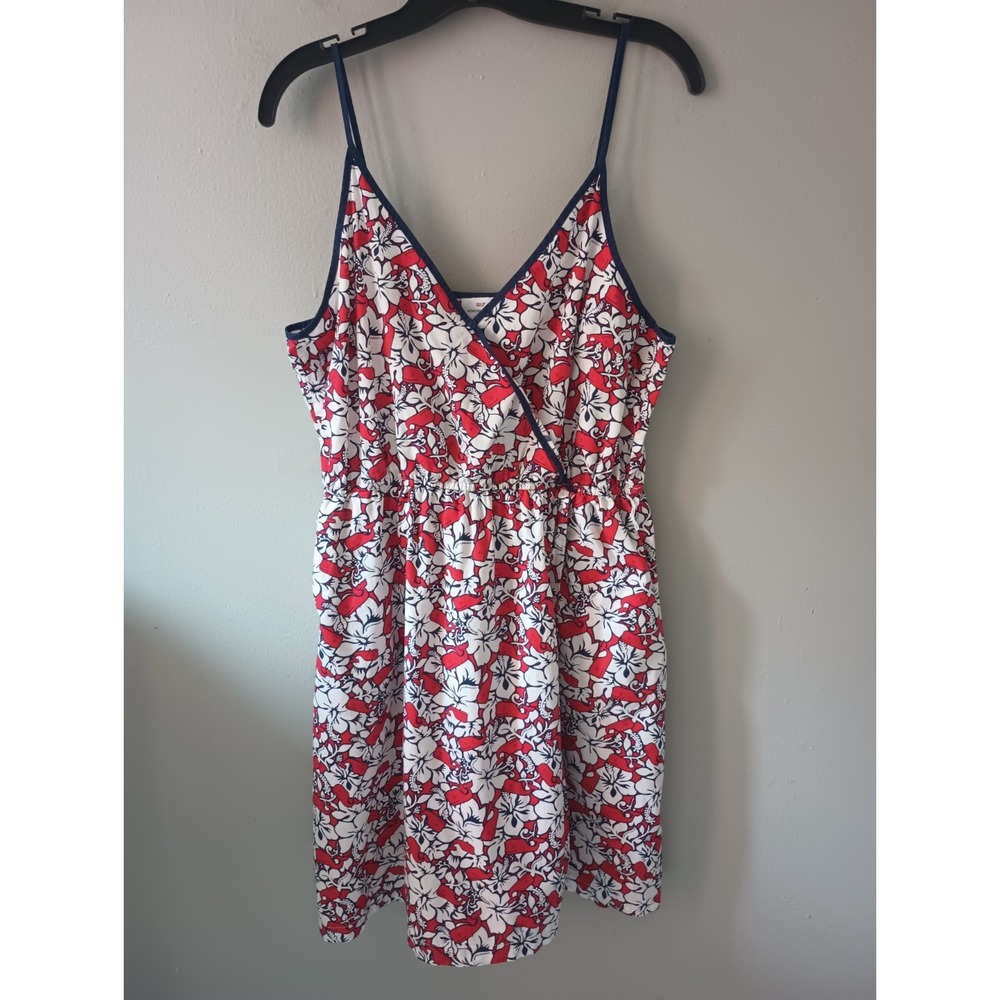Vineyard Vines for Target Women's Size Medium Hibiscus Whale V-Neck Faux‎ Wrap
